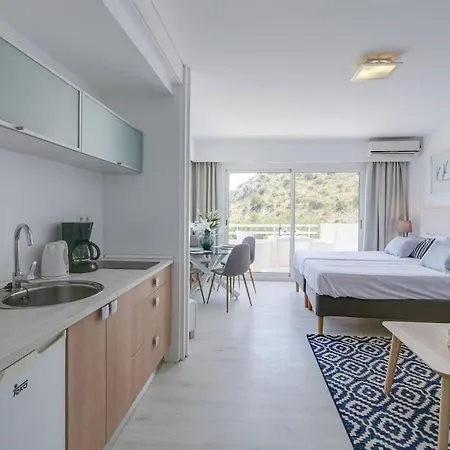 Modern, Xxl Pool, Klima, Fast Wifi, Tennis Alcudia (Mallorca)